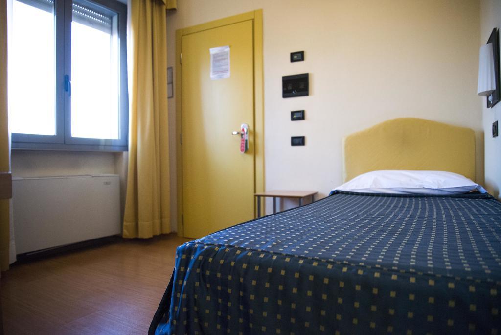 Hotel Masini Форли Экстерьер фото