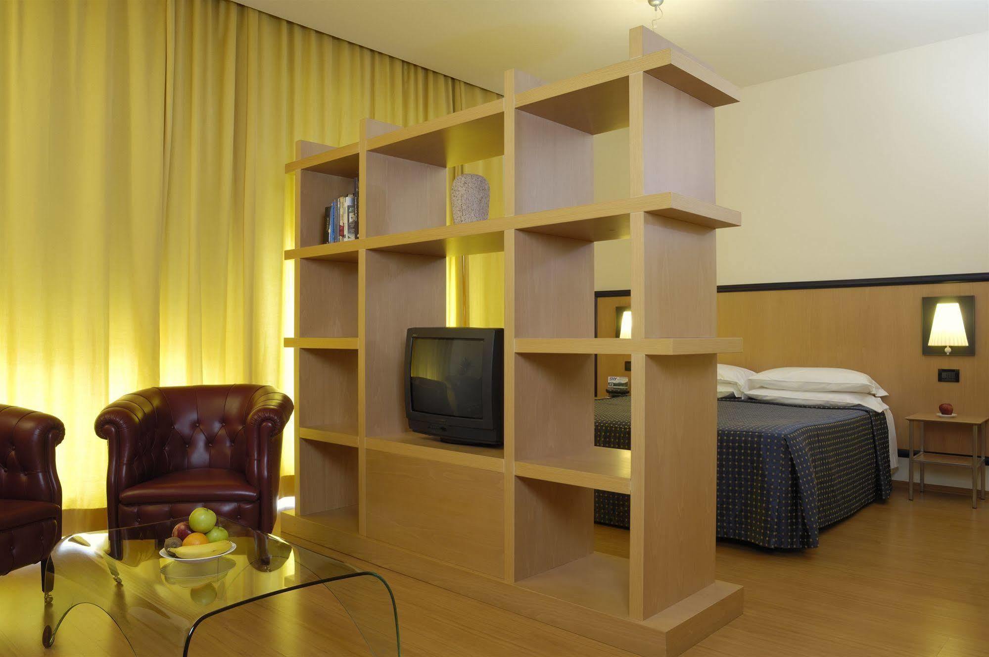 Hotel Masini Форли Экстерьер фото